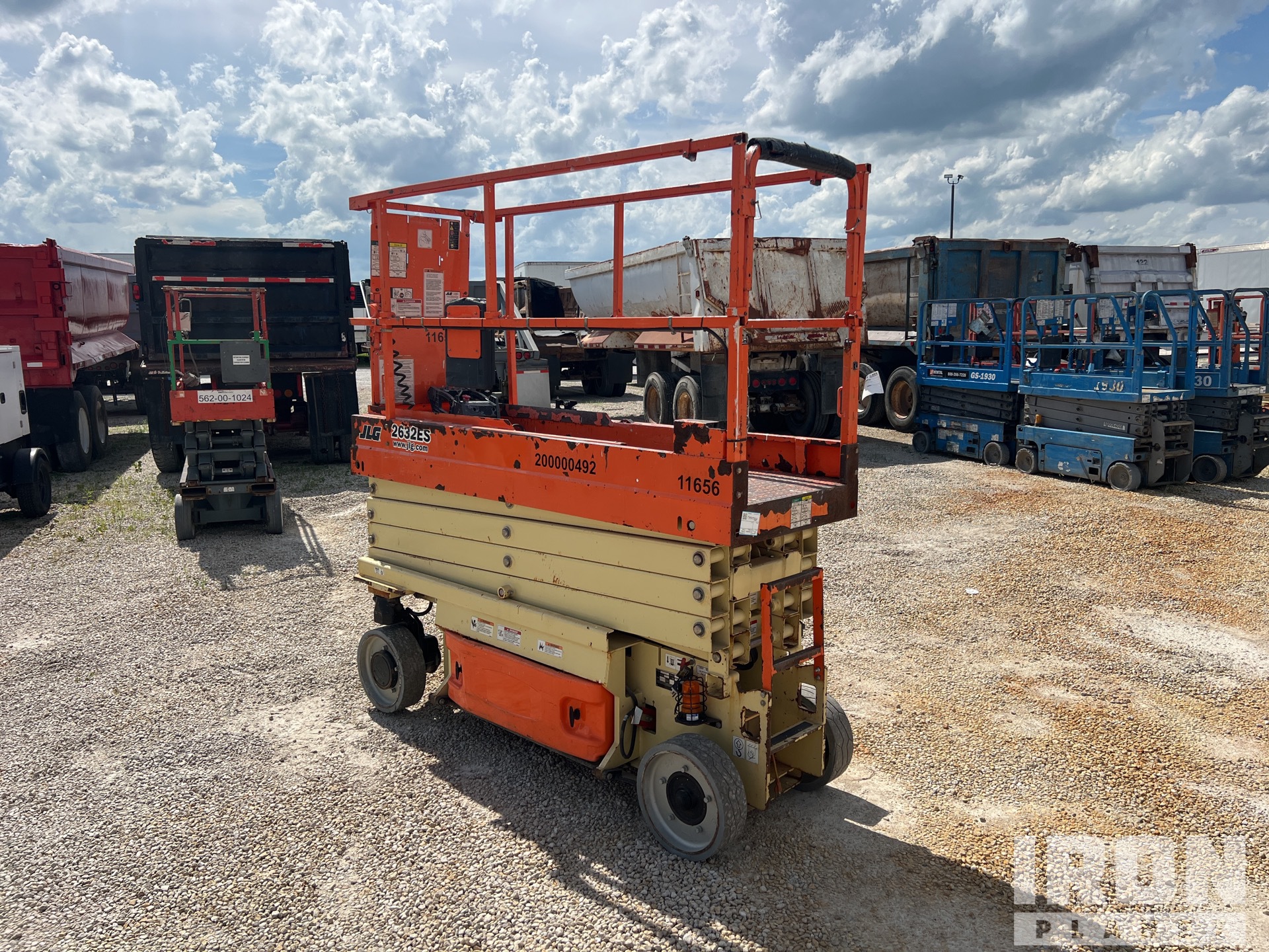 General Appearance - Scissor Lift* with Image, coin arrière gauche