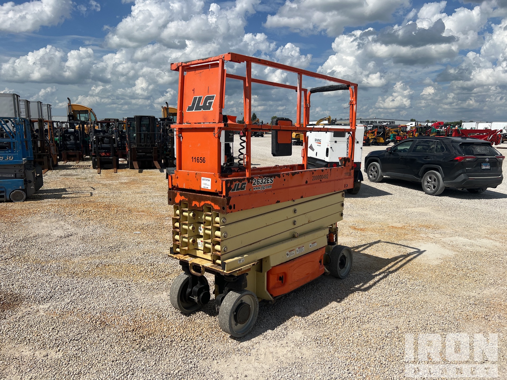 General Appearance - Scissor Lift* with Image, coin avant gauche