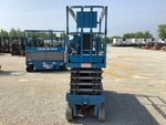 General Appearance - Scissor Lift* with 