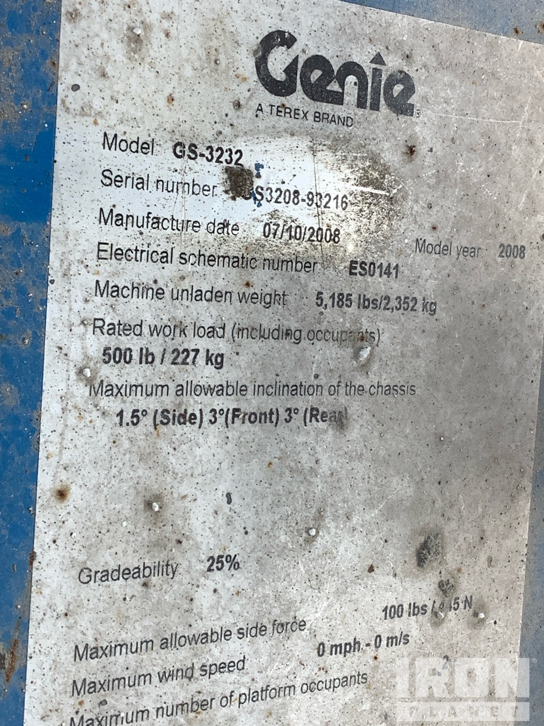 General Appearance - Scissor Lift* with Numéro de série/Numéro d'identification du véhicule automobile