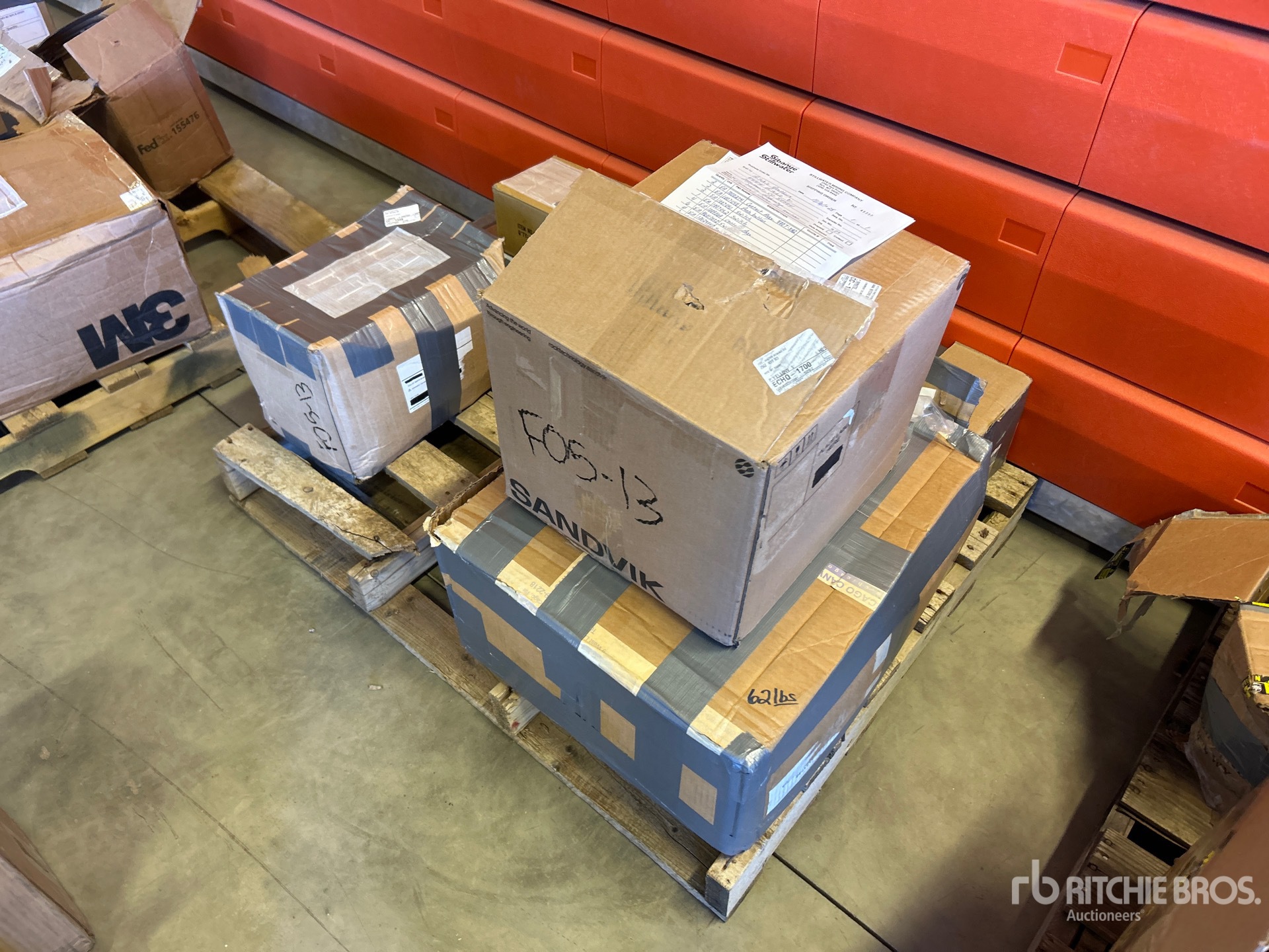 General Appearance with Foto, angolo anteriore sinistro