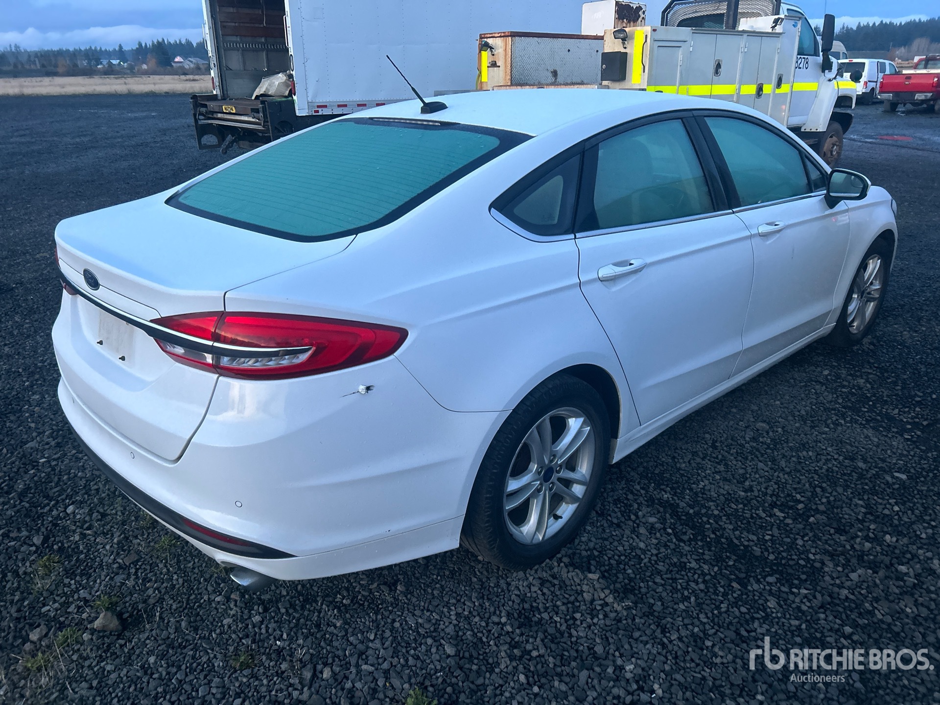 General Appearance with Picture, Right Rear Corner