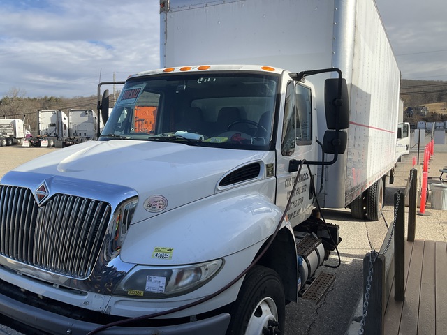 2015 International 4300 Van Truck