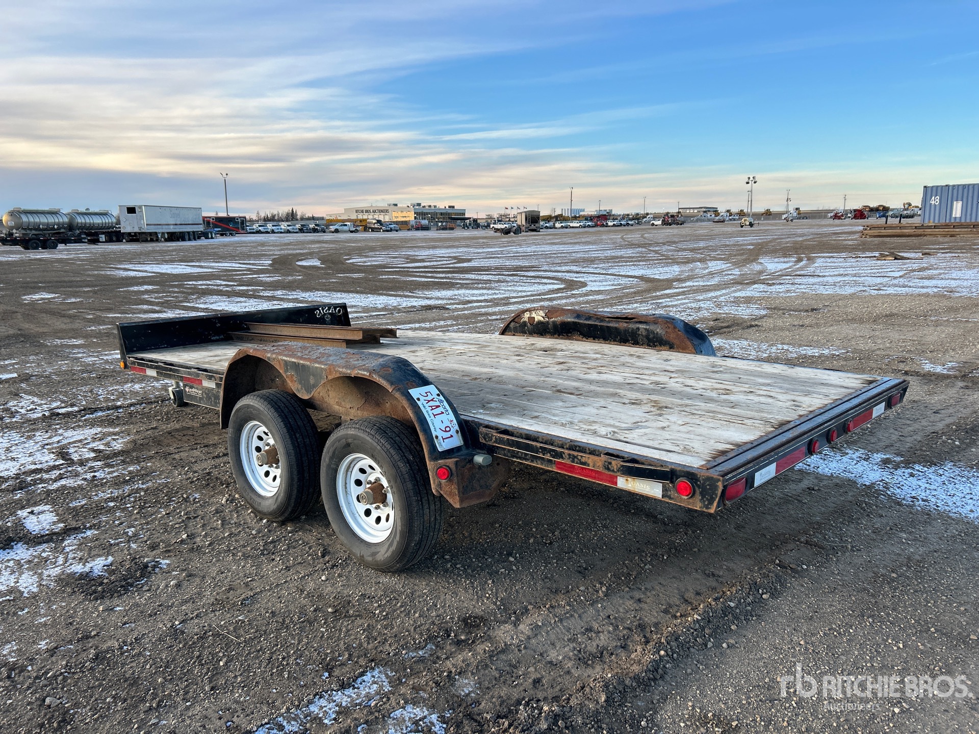 General Appearance with Picture, Left Rear Corner