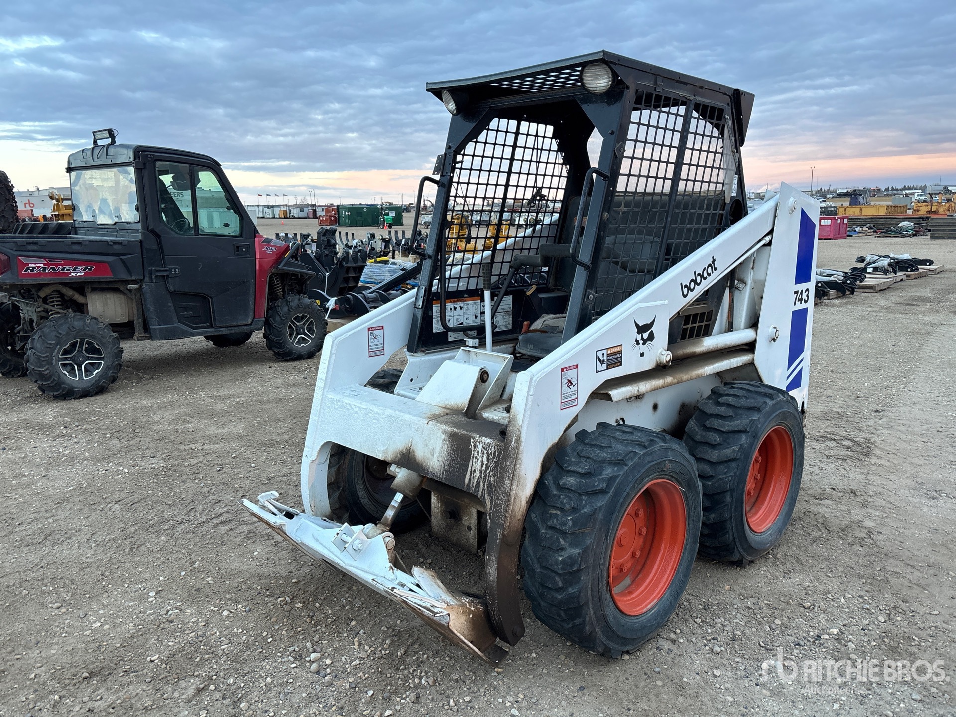 General Appearance with Picture, Left Front Corner