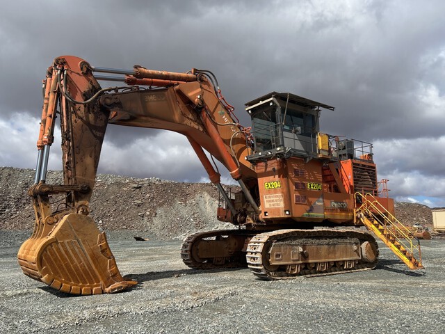 Hitachi EX1900-5 Tracked Excavator Hitachi EX1900-5 Tracked Excavator