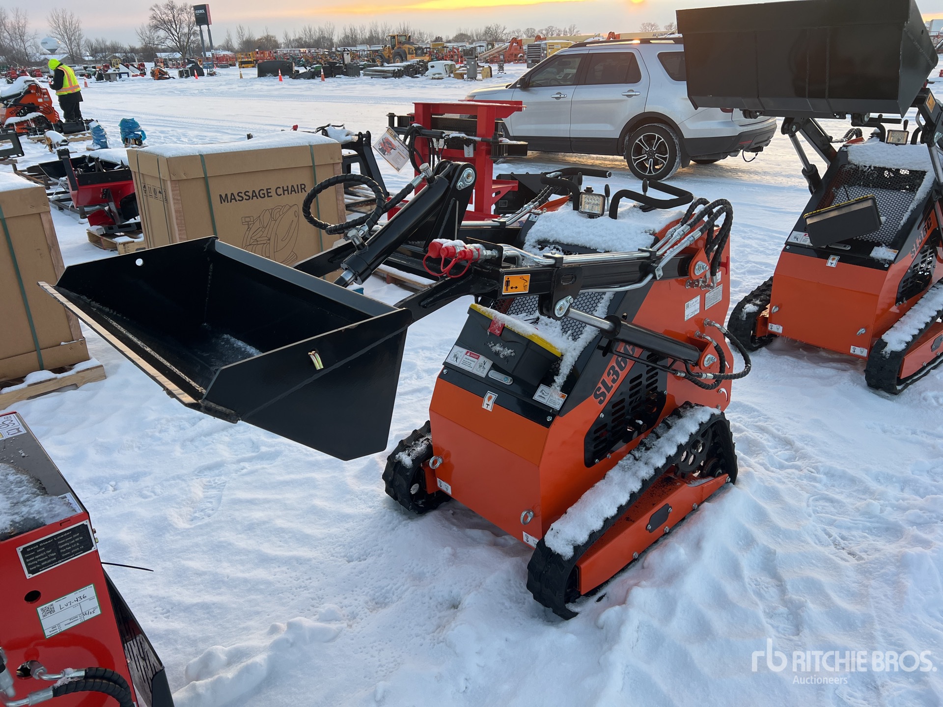 General Appearance with Picture, Left Front Corner