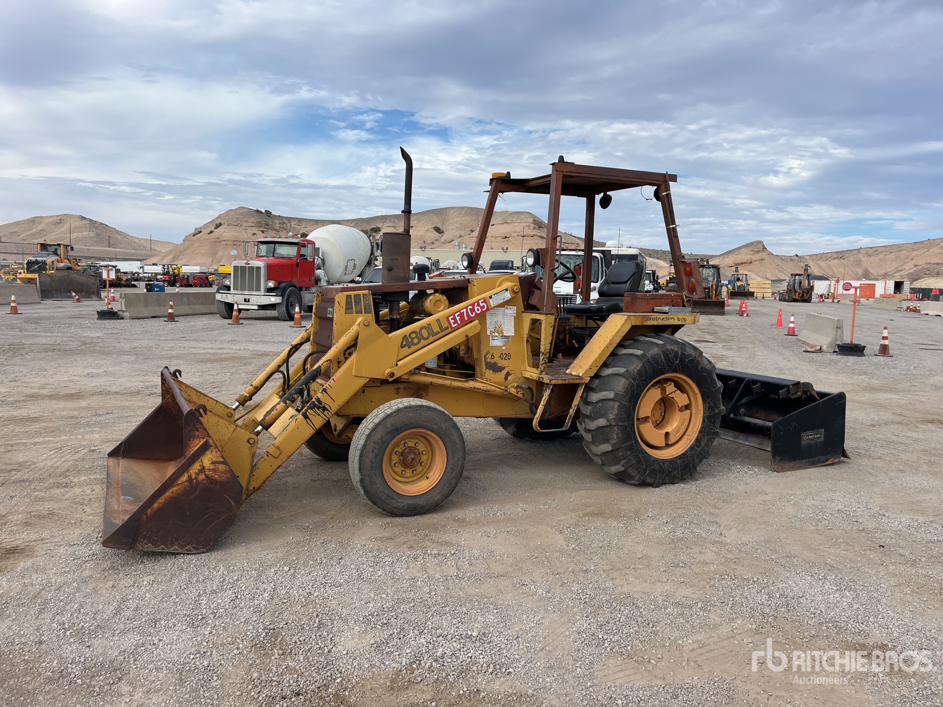 General Appearance with Picture, Left Front Corner