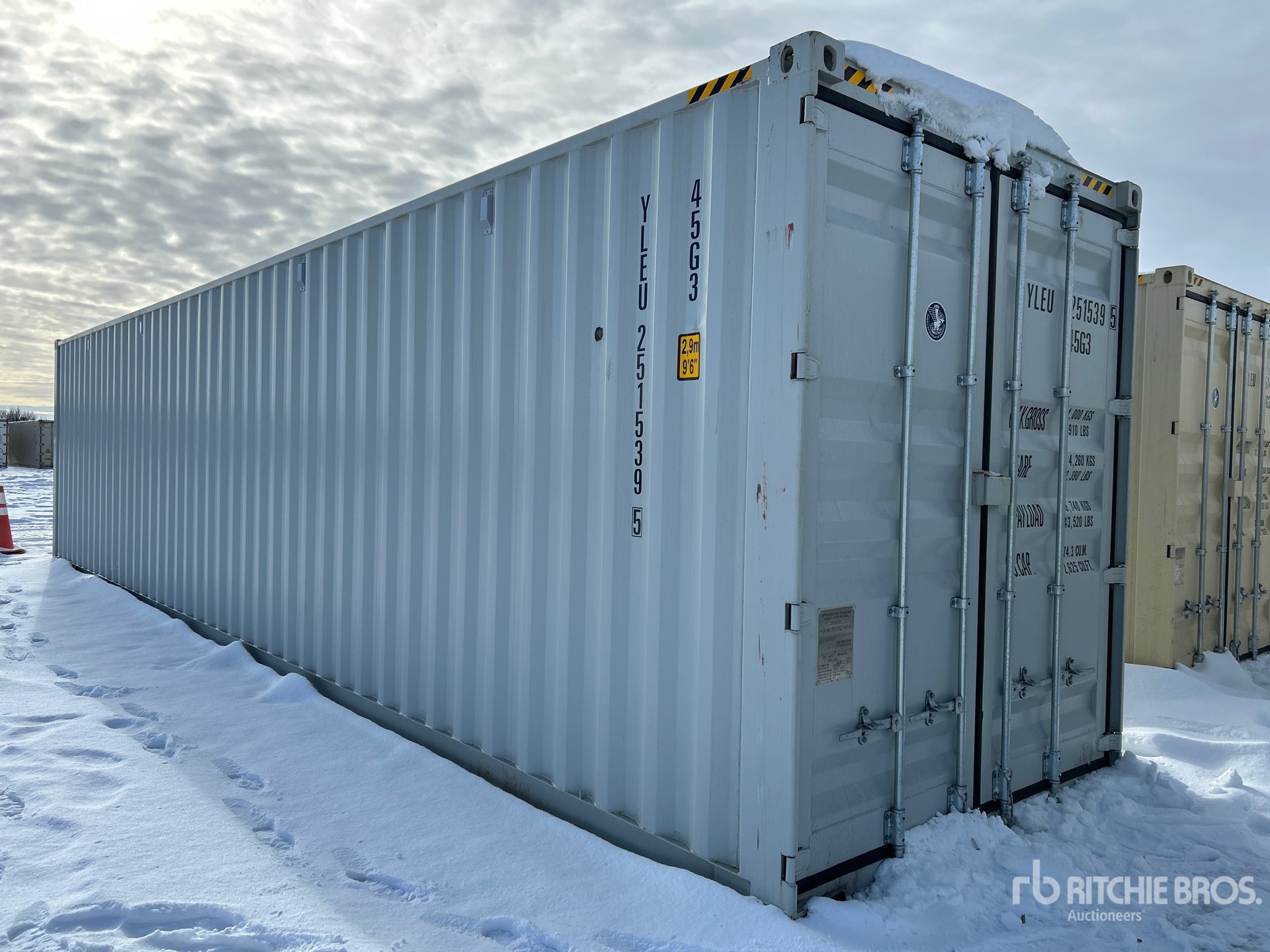 General Appearance with Picture, Right Front Corner