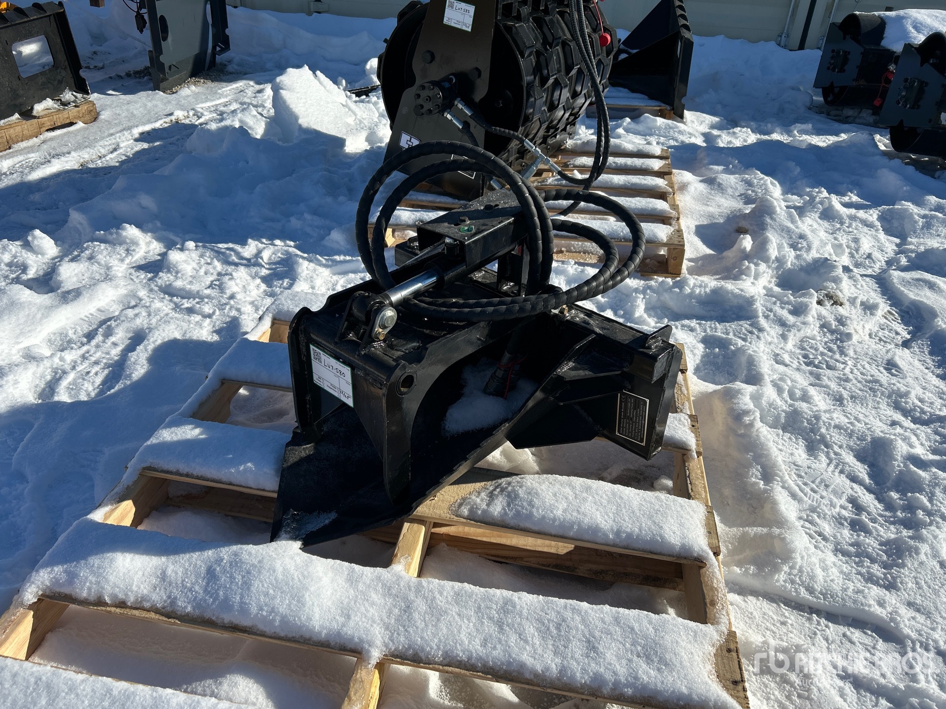 General Appearance with Picture, Left Front Corner