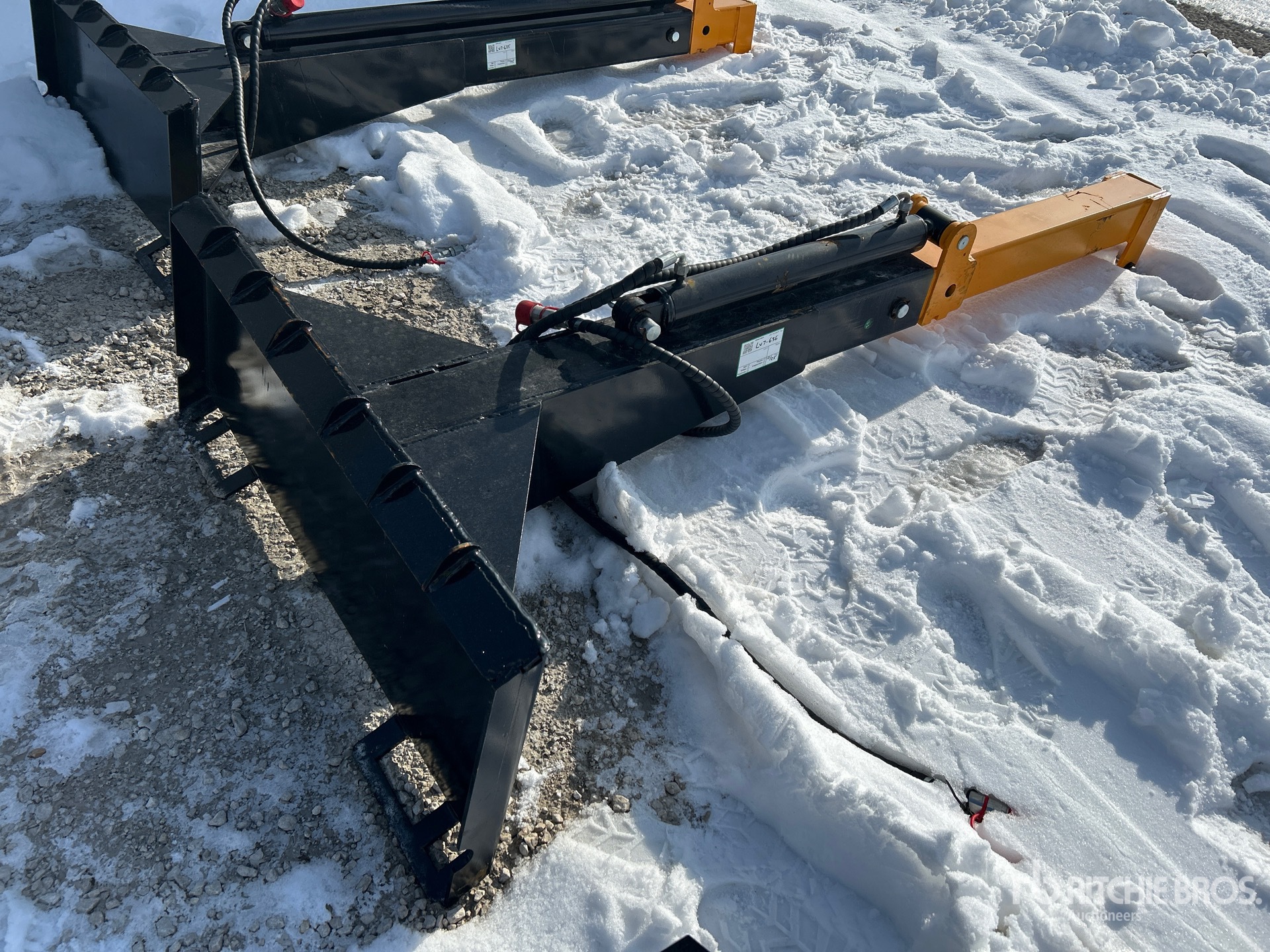 Aspect général with Image, coin arrière droit