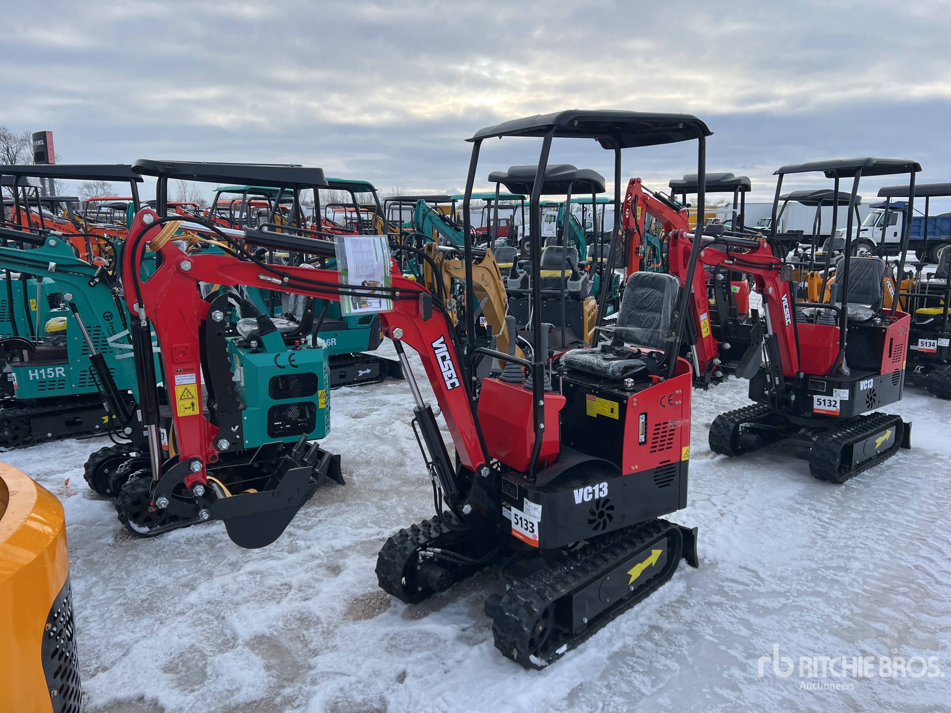 General Appearance with Picture, Left Front Corner