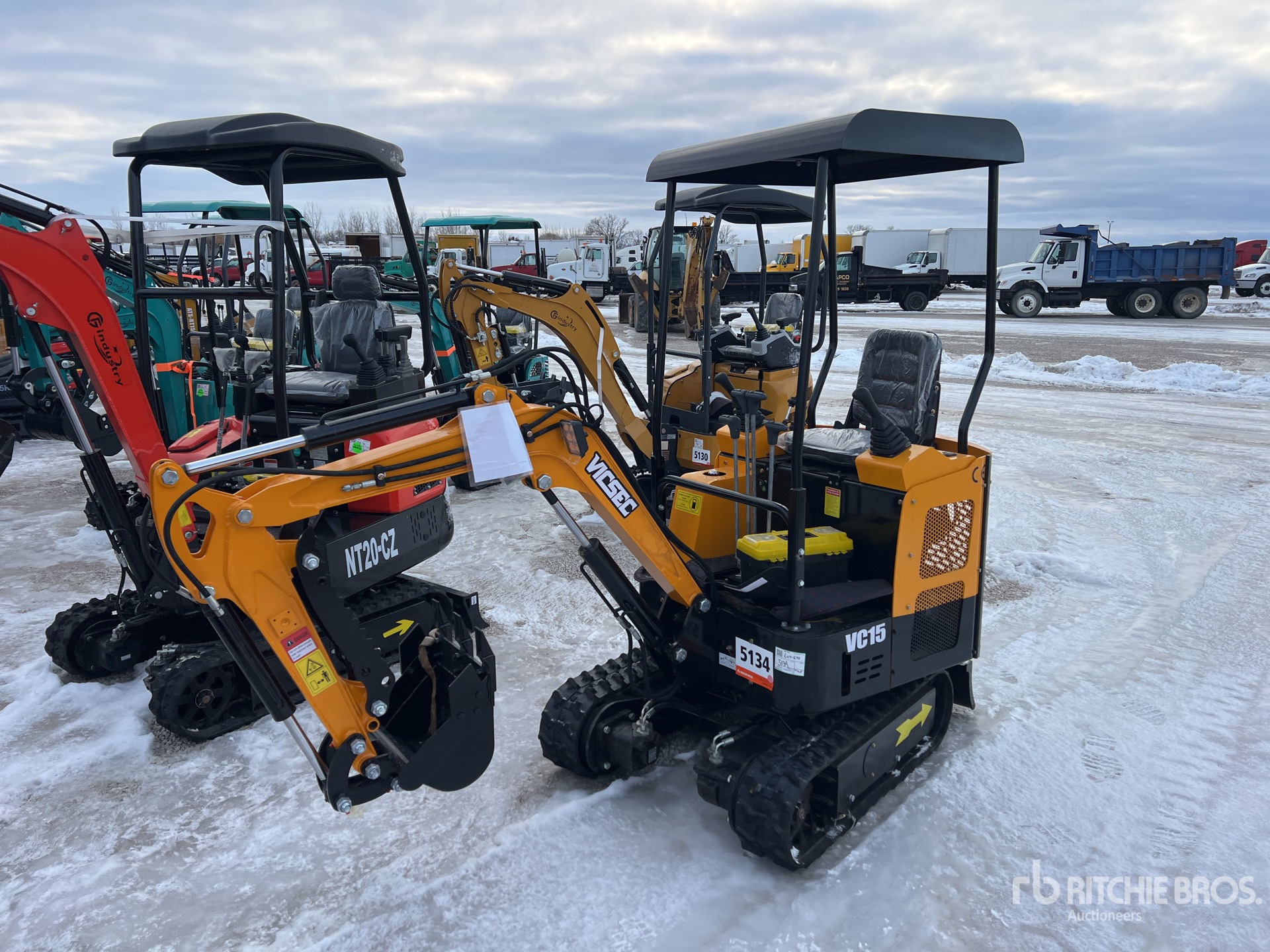 General Appearance with Picture, Left Front Corner