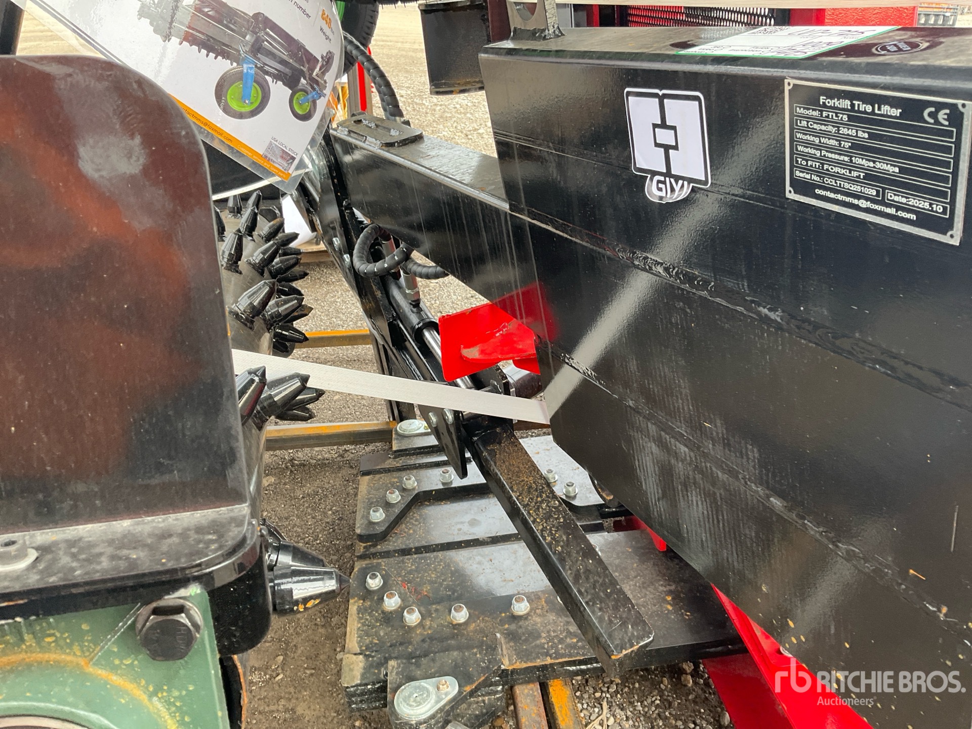 General Appearance with Featured Photo