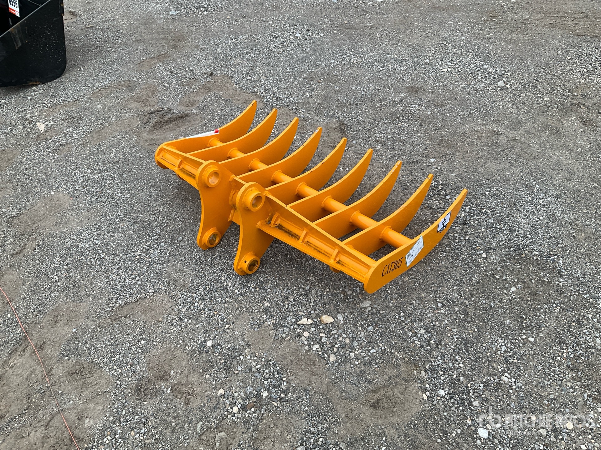 General Appearance with Foto, angolo anteriore sinistro