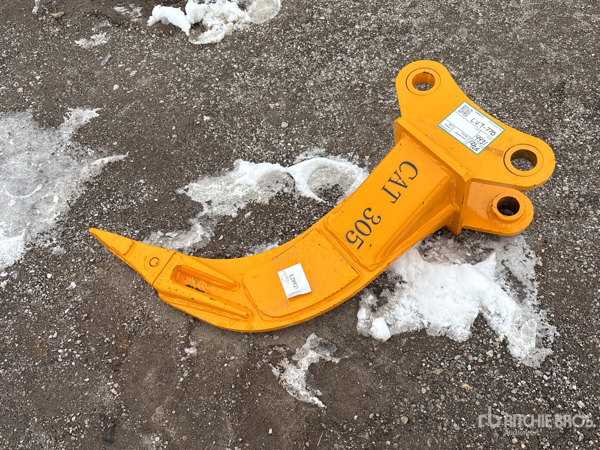 General Appearance with Picture, Left Front Corner