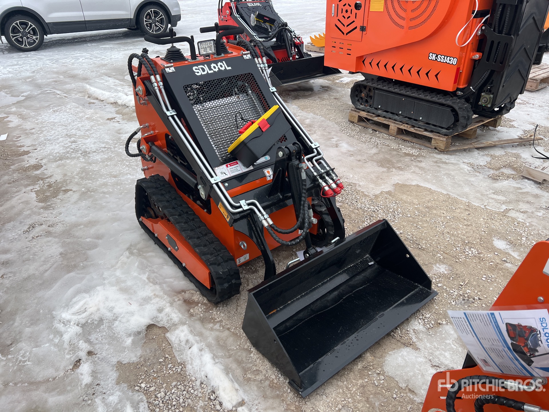 Aspect général with Image, coin avant droit