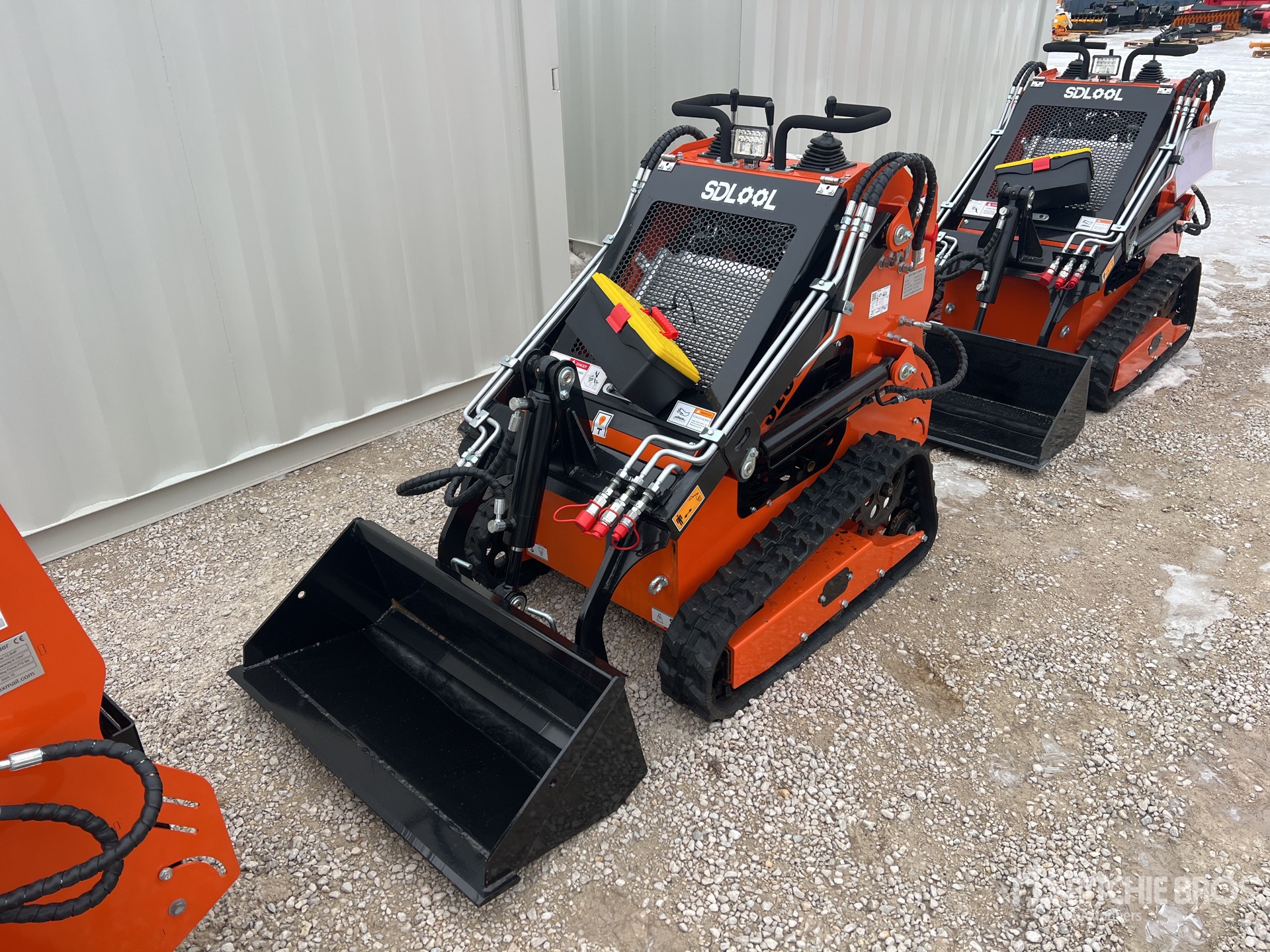 Aspect général with Image, coin avant gauche