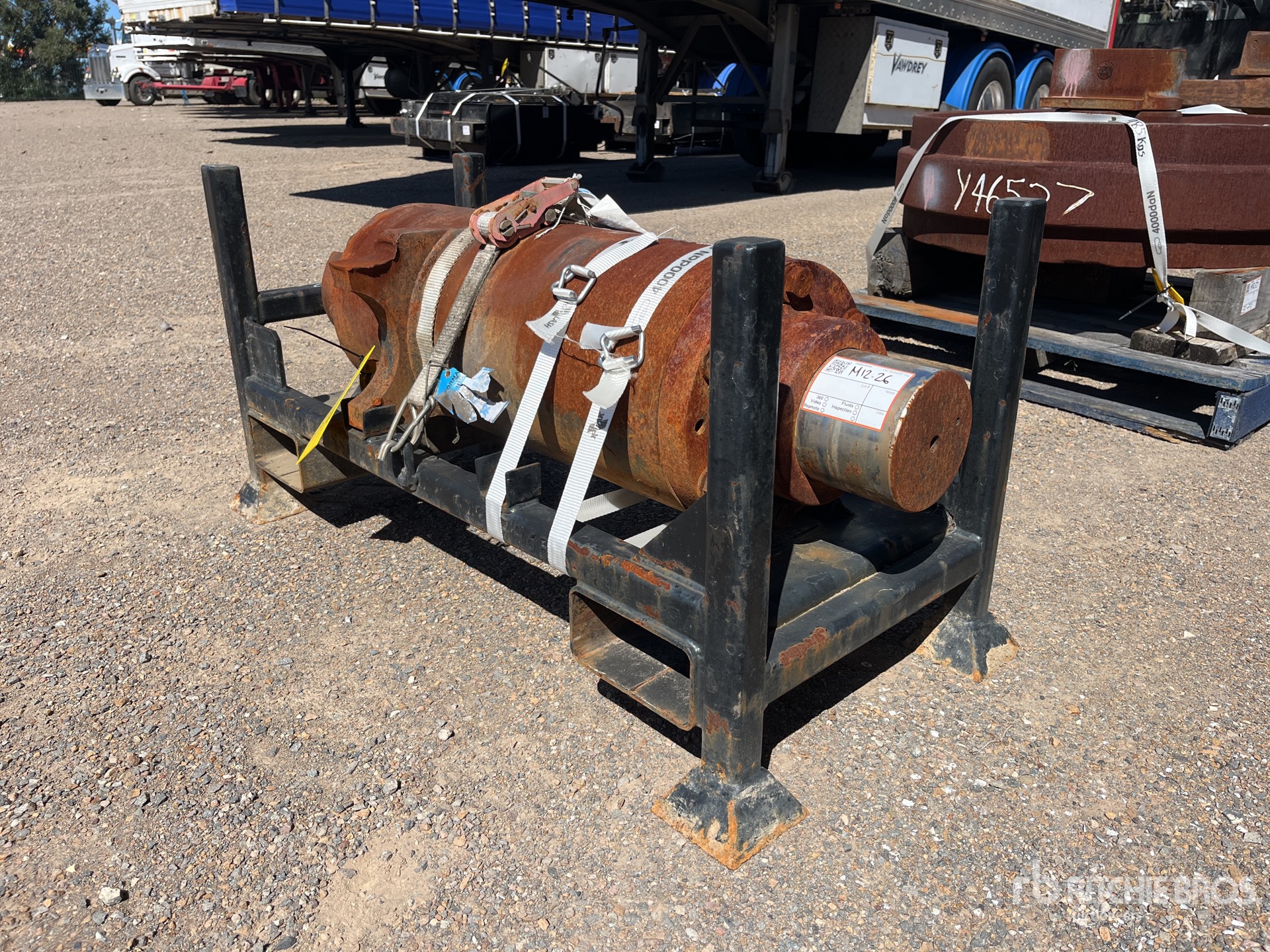 General Appearance with Picture, Left Front Corner