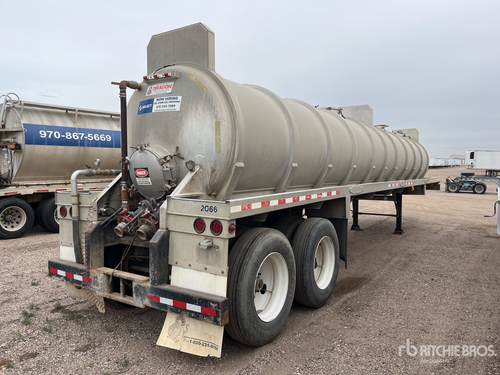 General Appearance with Imagen: esquina trasera derecha