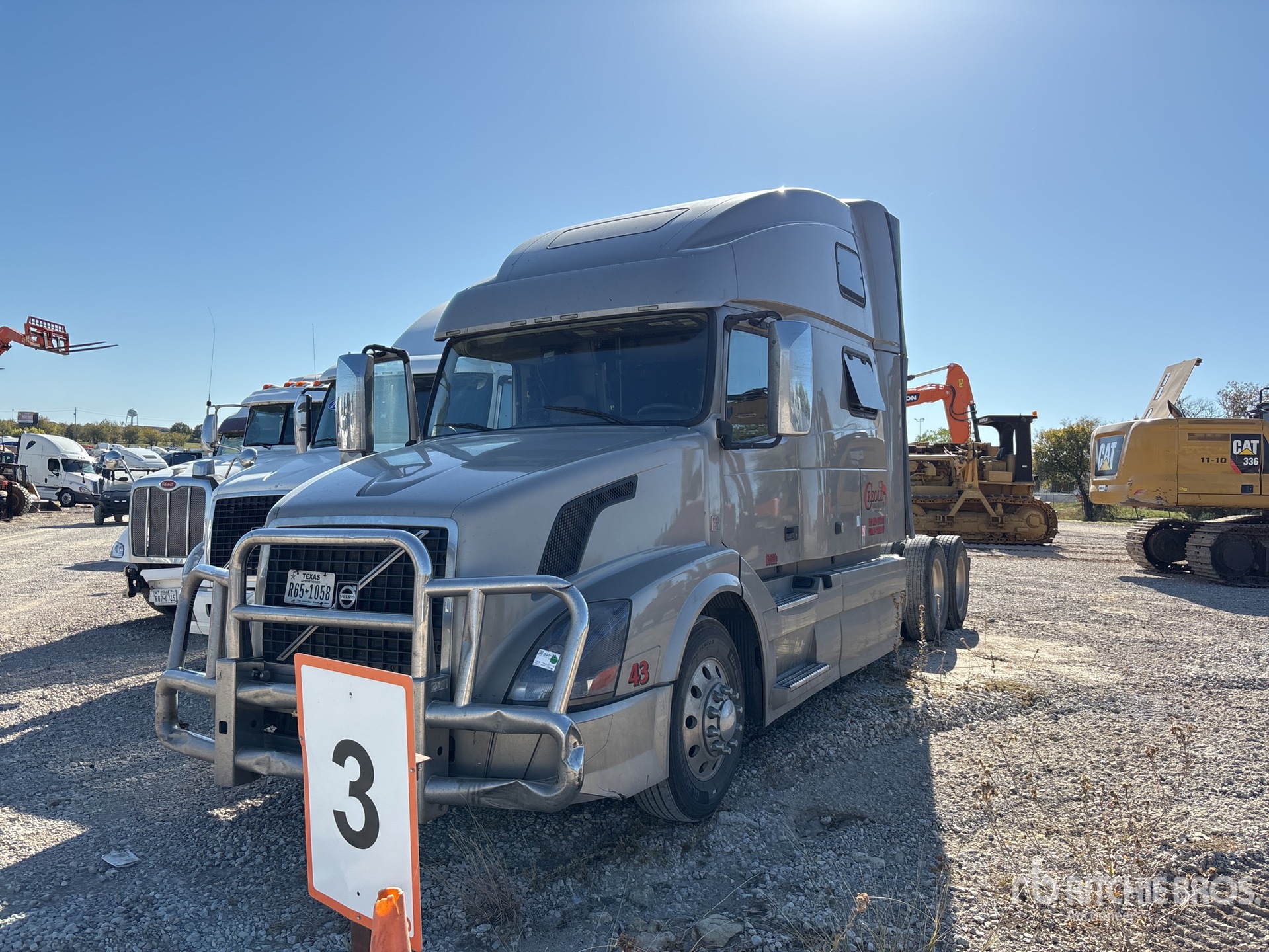 General Appearance with Featured Photo