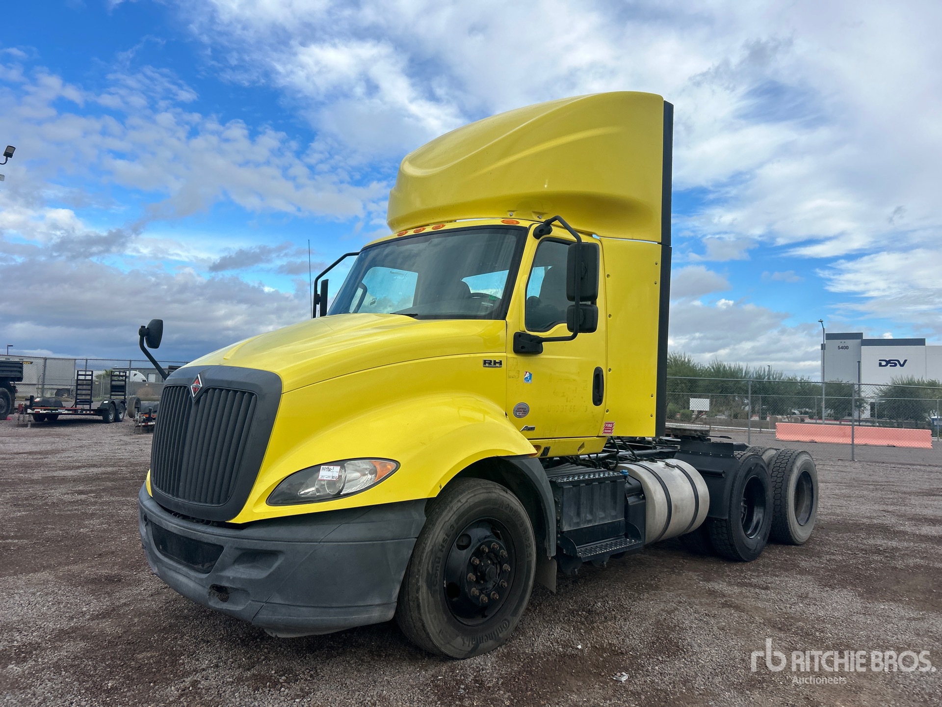 General Appearance with Featured Photo