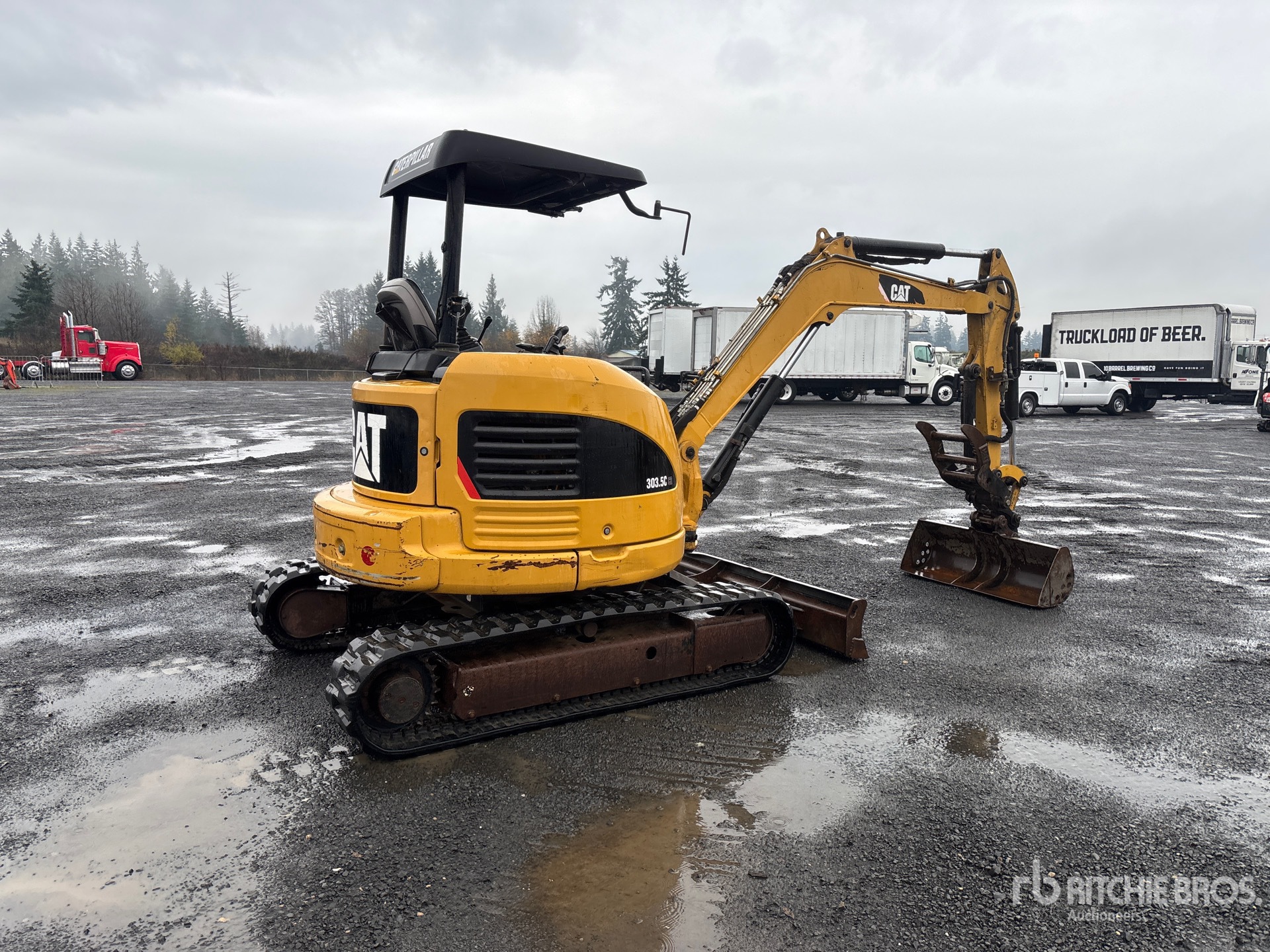 General Appearance with Picture, Right Rear Corner