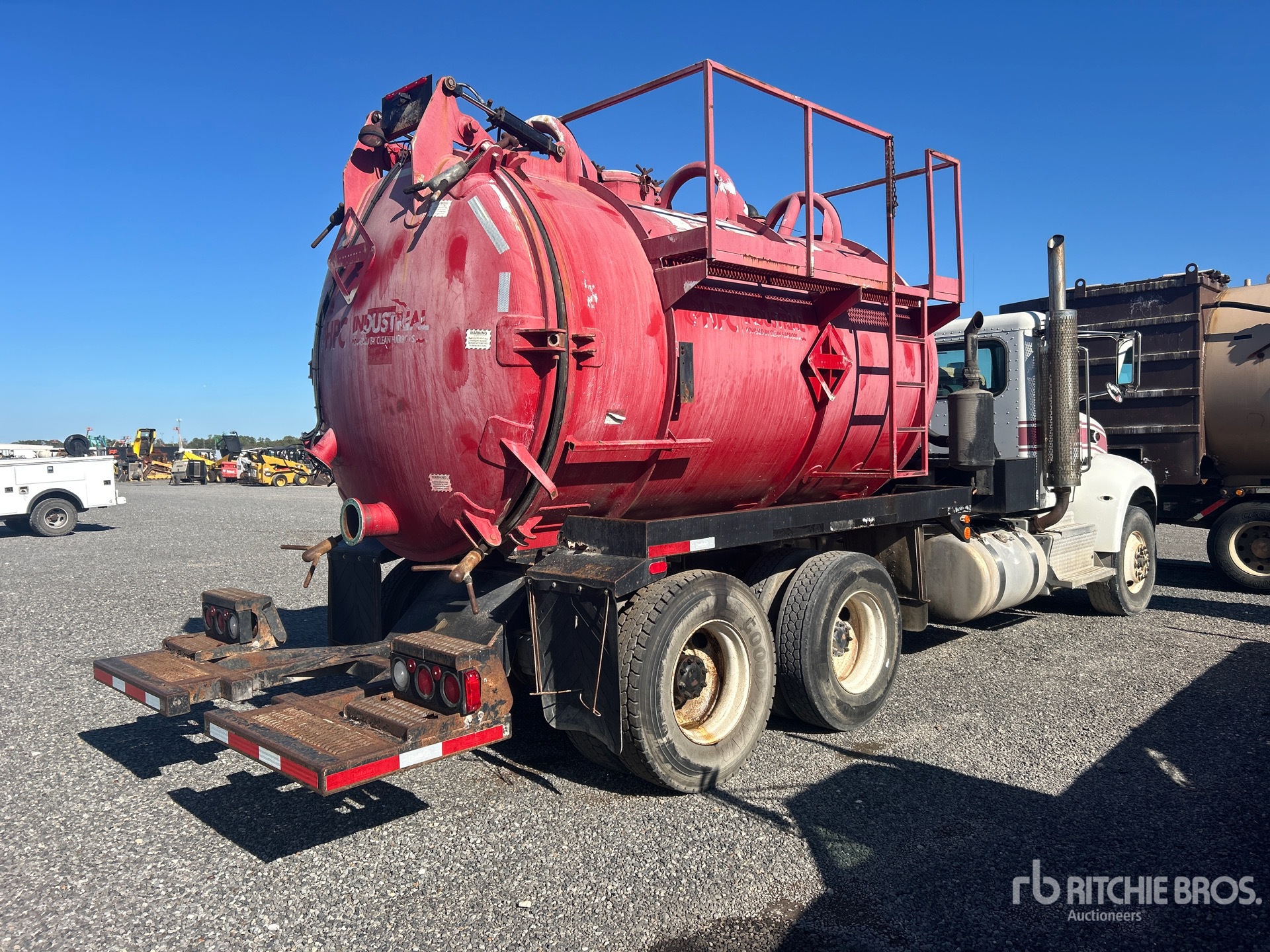 General Appearance with Imagen: esquina trasera derecha