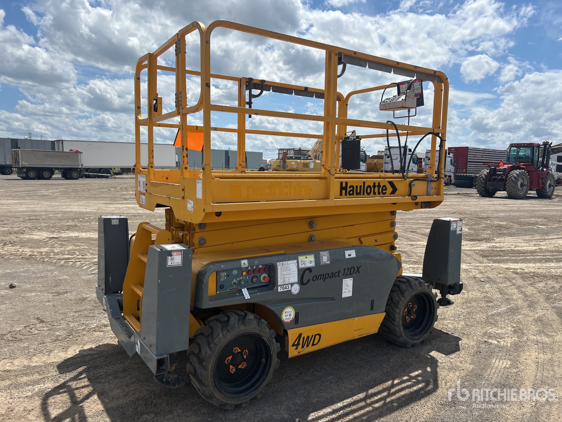 Aspect général with Image, coin arrière droit