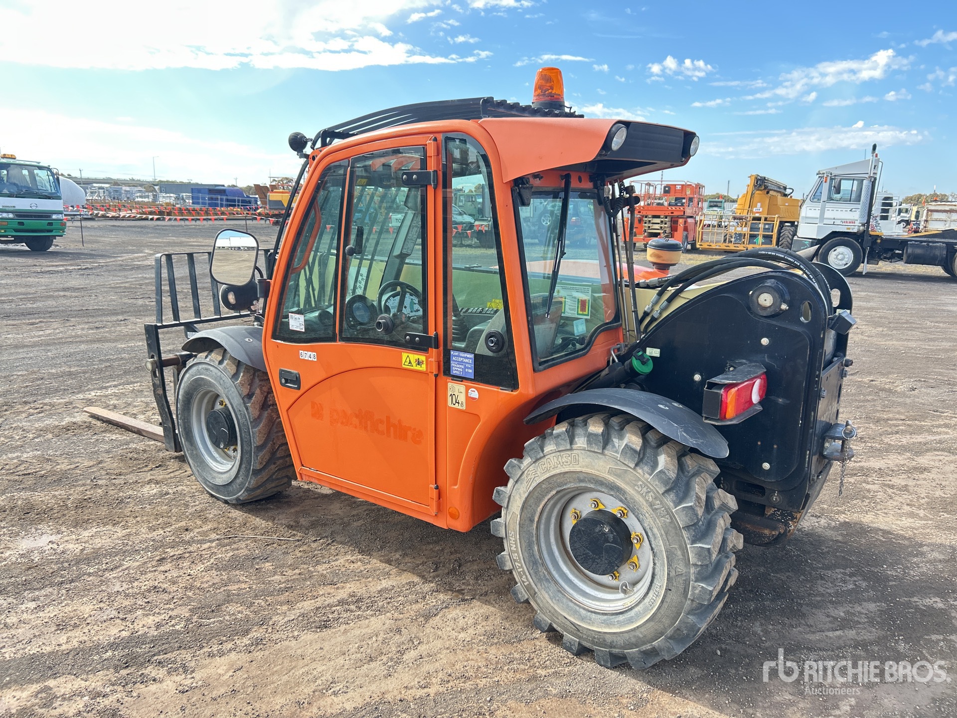 General Appearance with Picture, Left Rear Corner