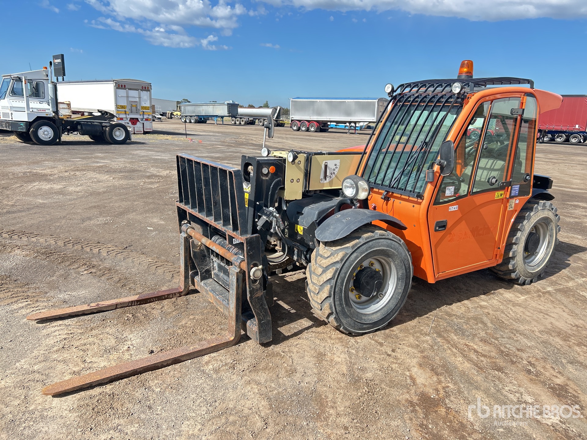 General Appearance with Picture, Left Front Corner