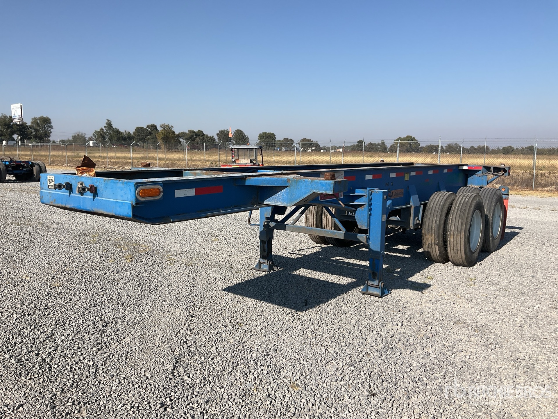 General Appearance with Featured Photo