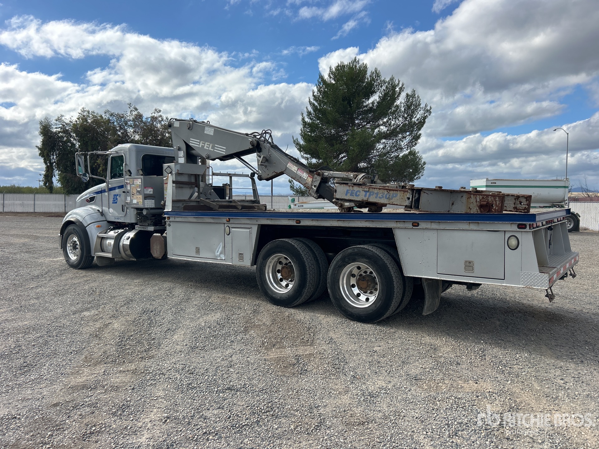 General Appearance with Imagen: esquina trasera izquierda