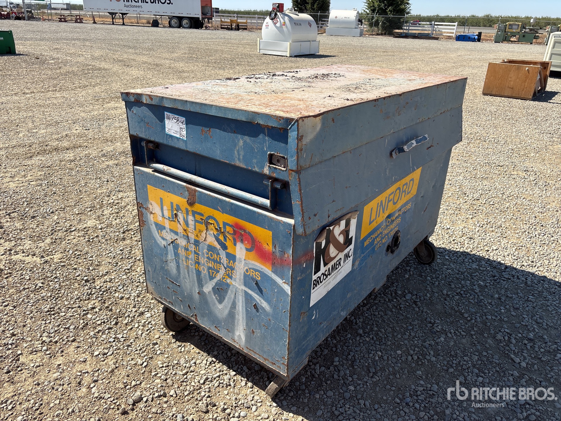 General Appearance with Featured Photo