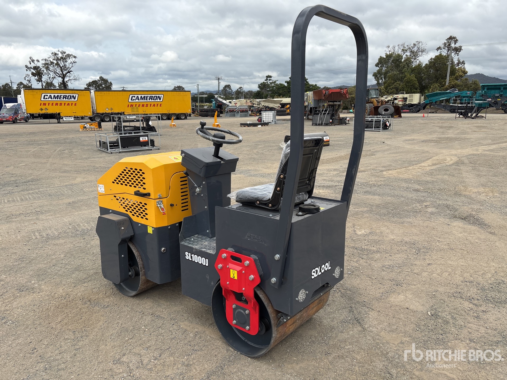 General Appearance with Picture, Left Rear Corner