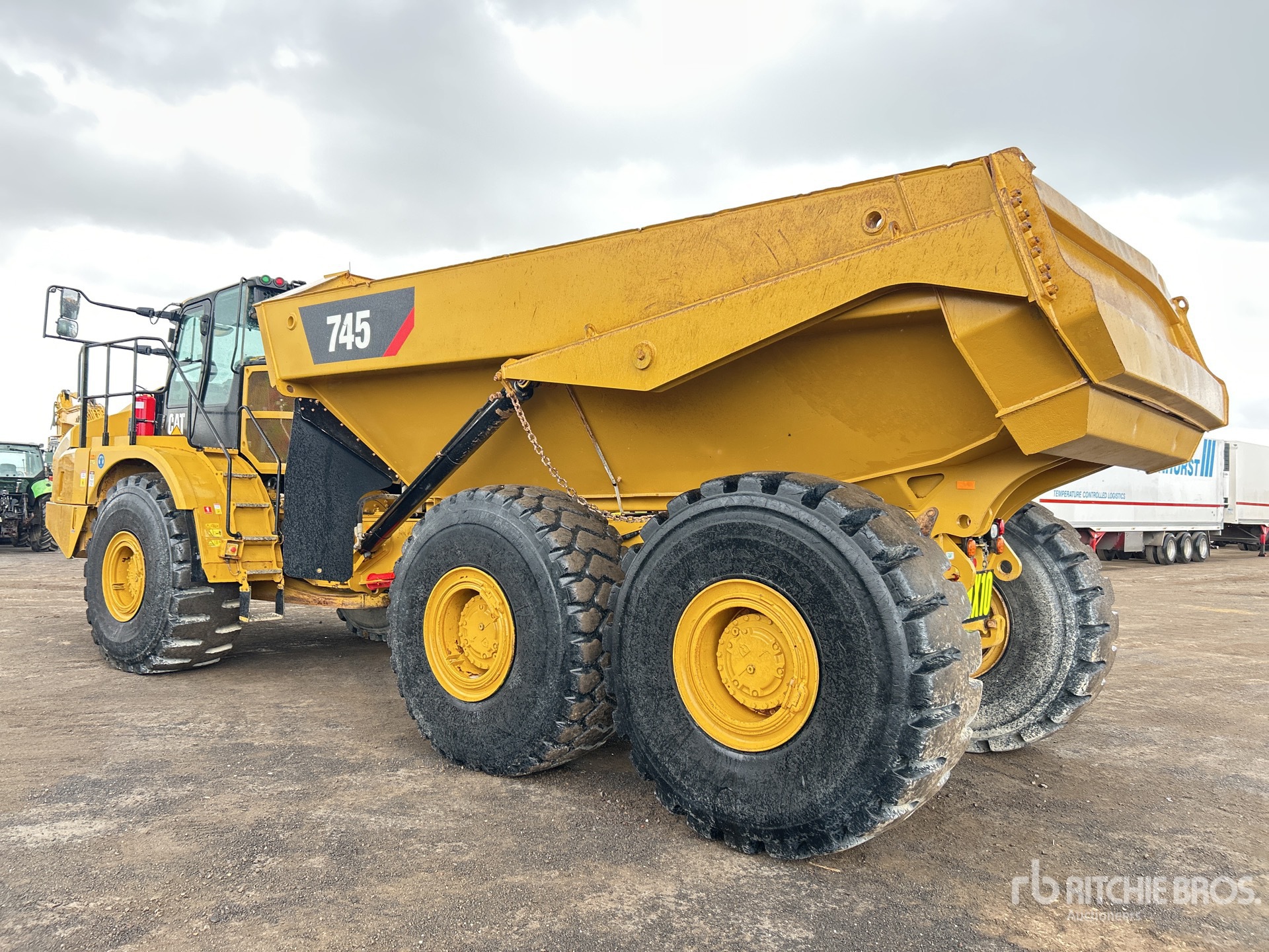 Aspect général with Image, coin arrière gauche