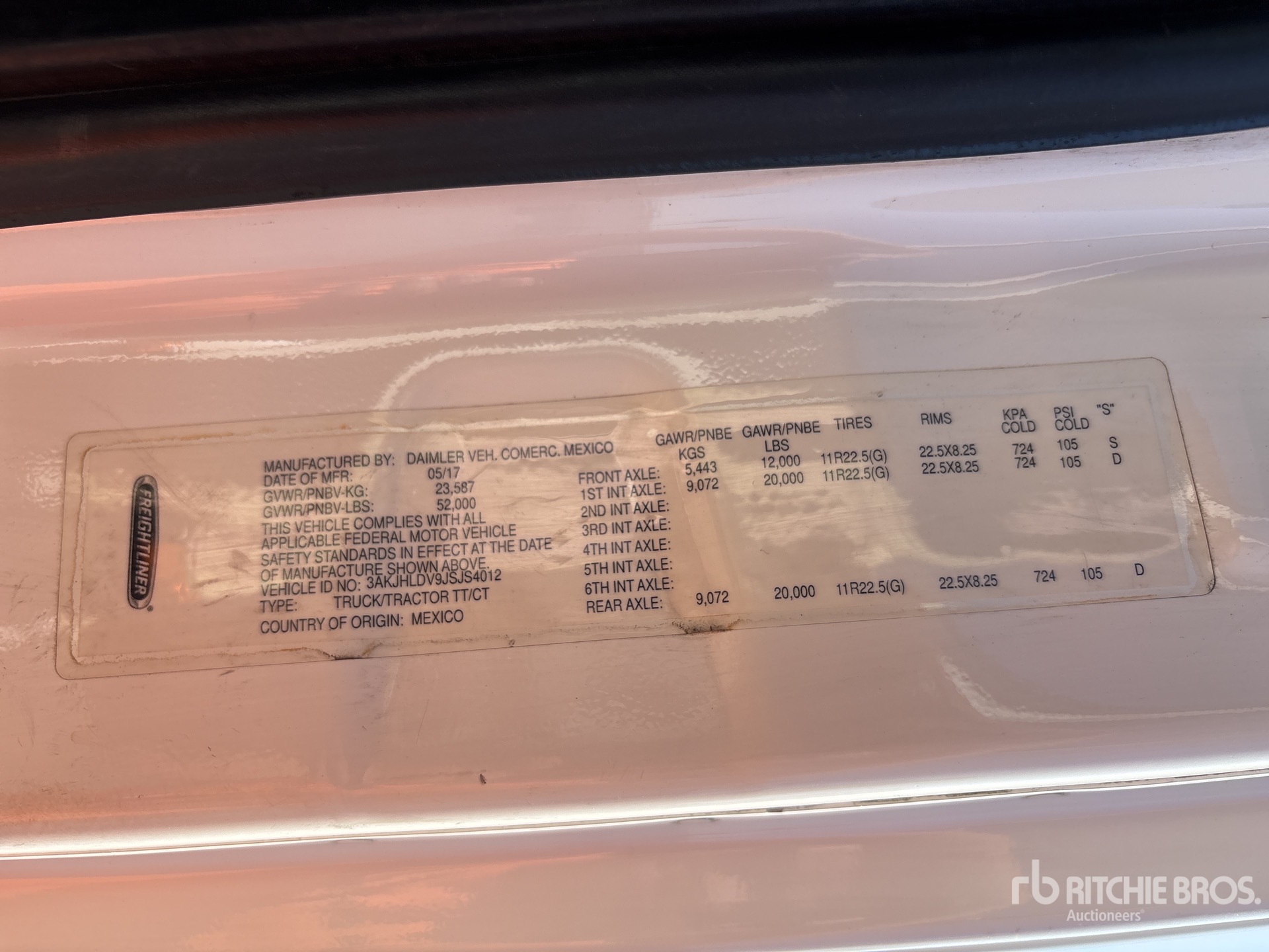 General Appearance with Serial Number / VIN