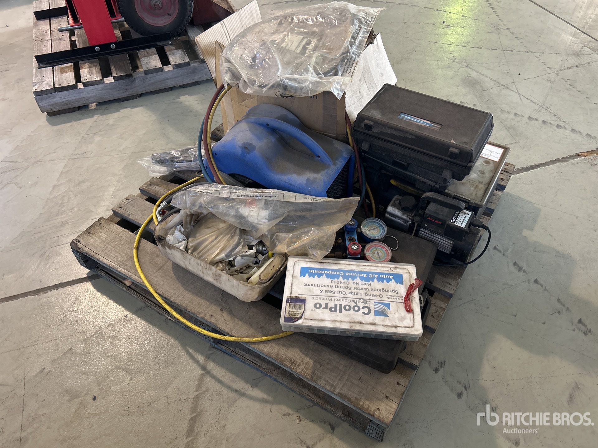 General Appearance with Picture, Left Front Corner