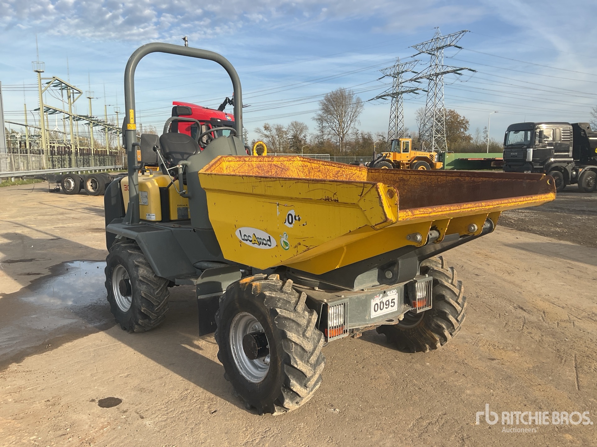 General Appearance with Picture, Right Front Corner