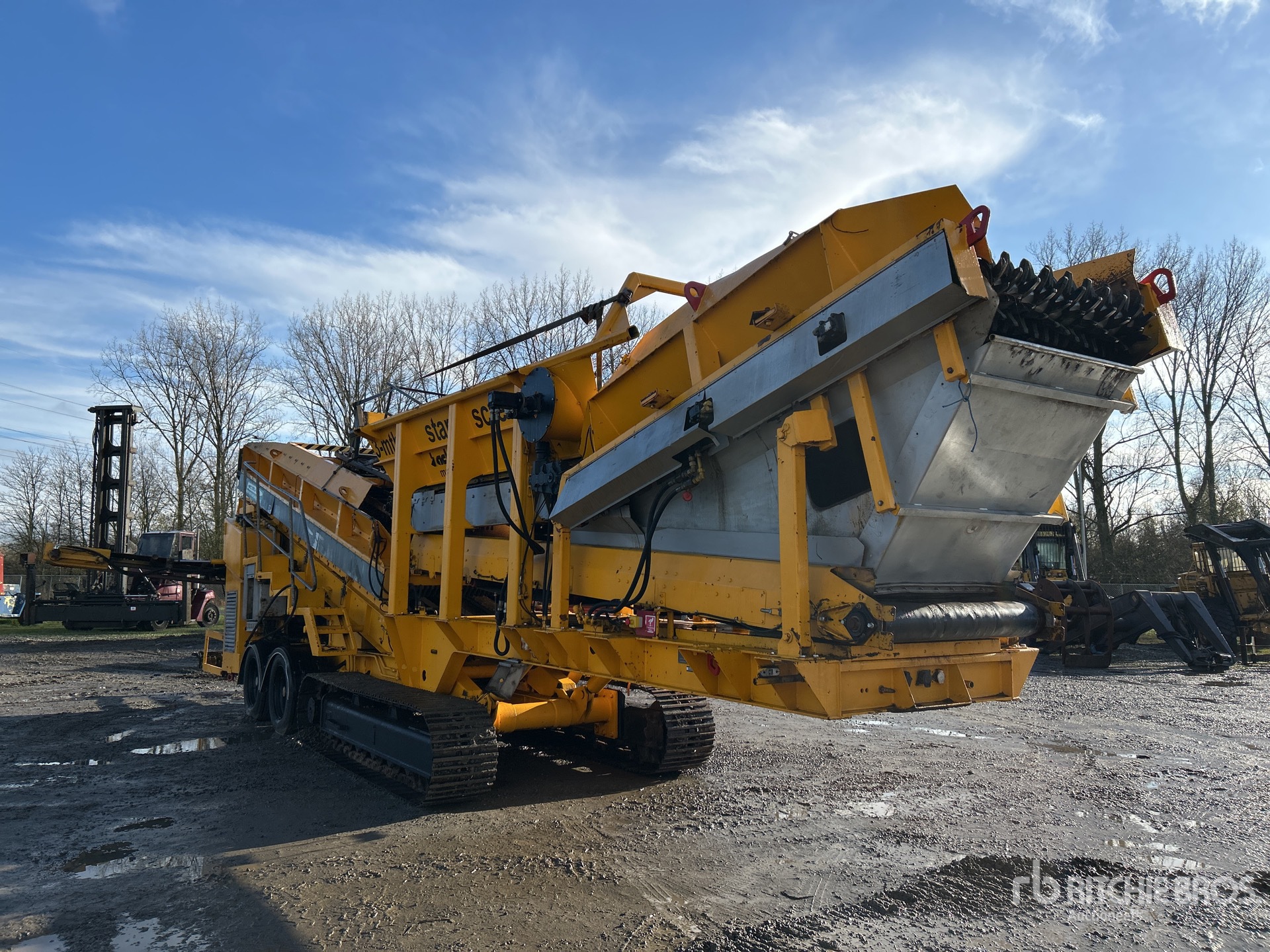 General Appearance with Foto, angolo anteriore destro