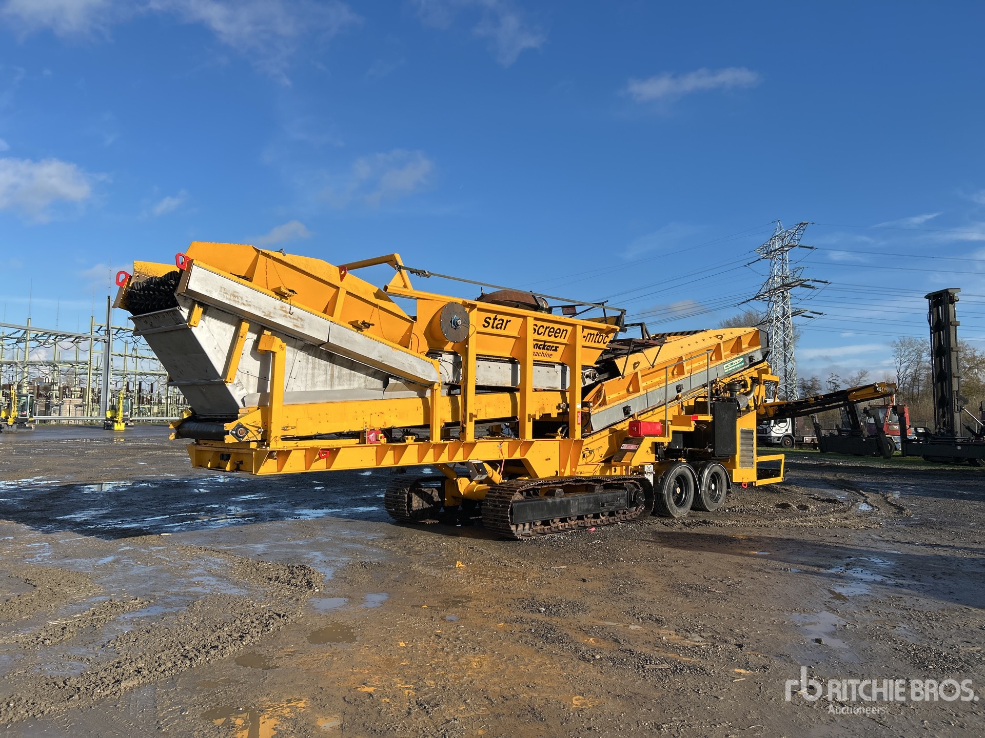 General Appearance with Foto, angolo anteriore sinistro