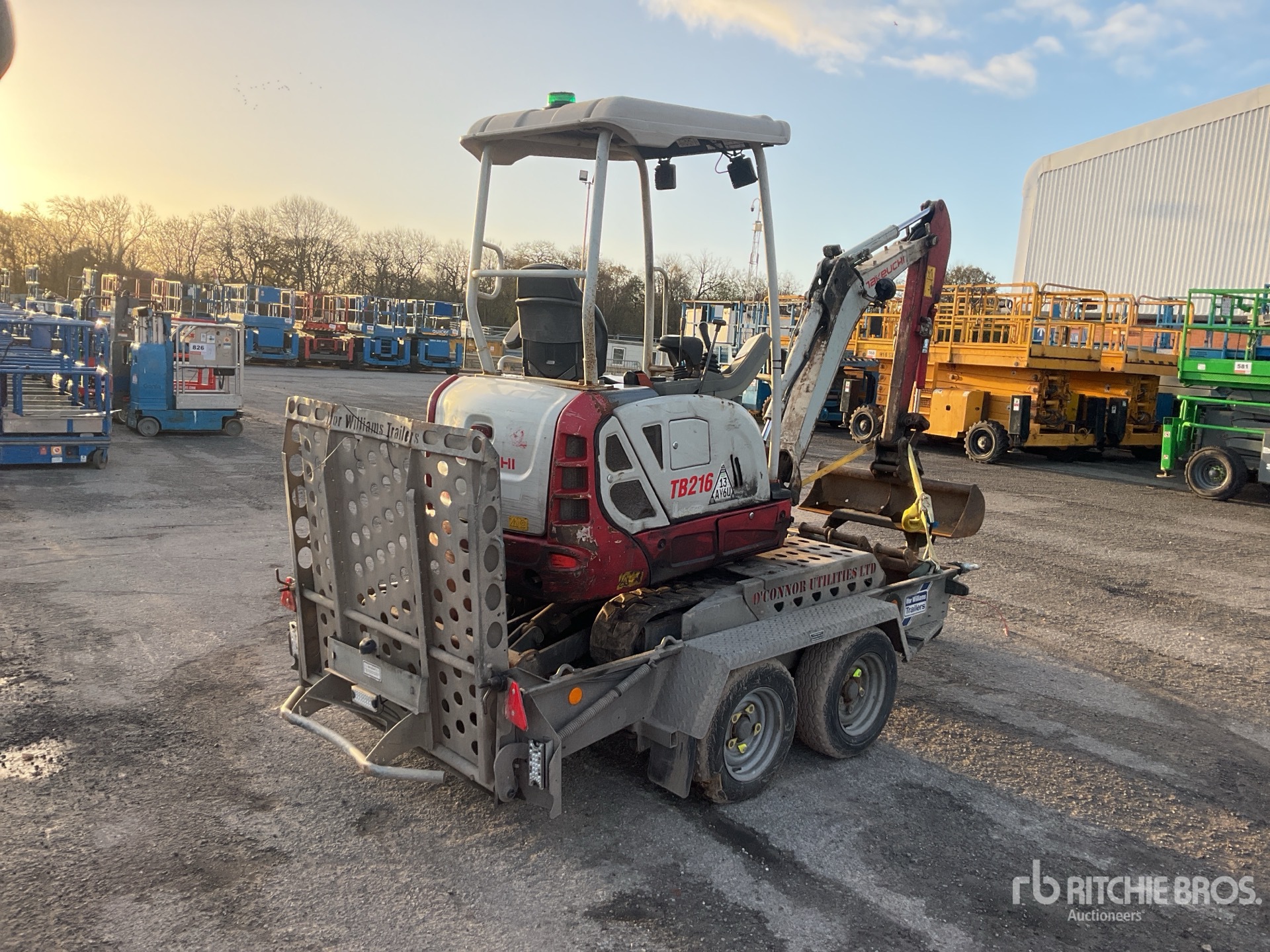 General Appearance with Imagen: esquina trasera derecha