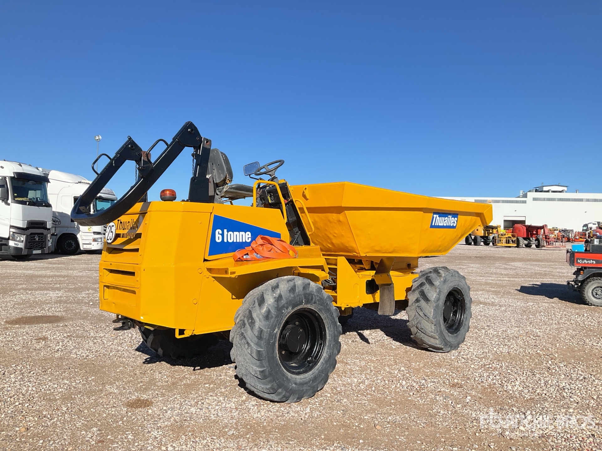 General Appearance with Bild, Ecke hinten rechts