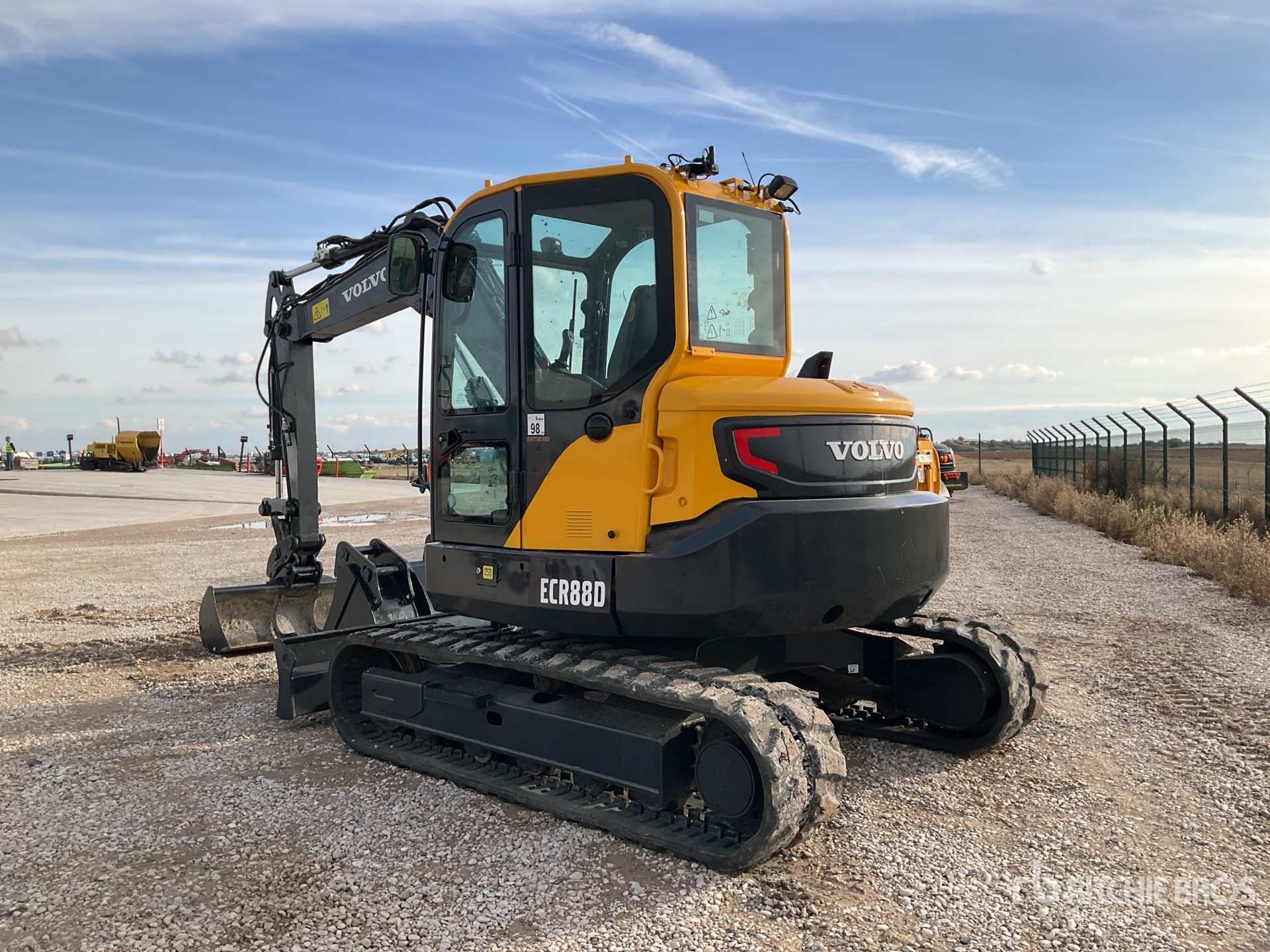 General Appearance with Picture, Left Rear Corner