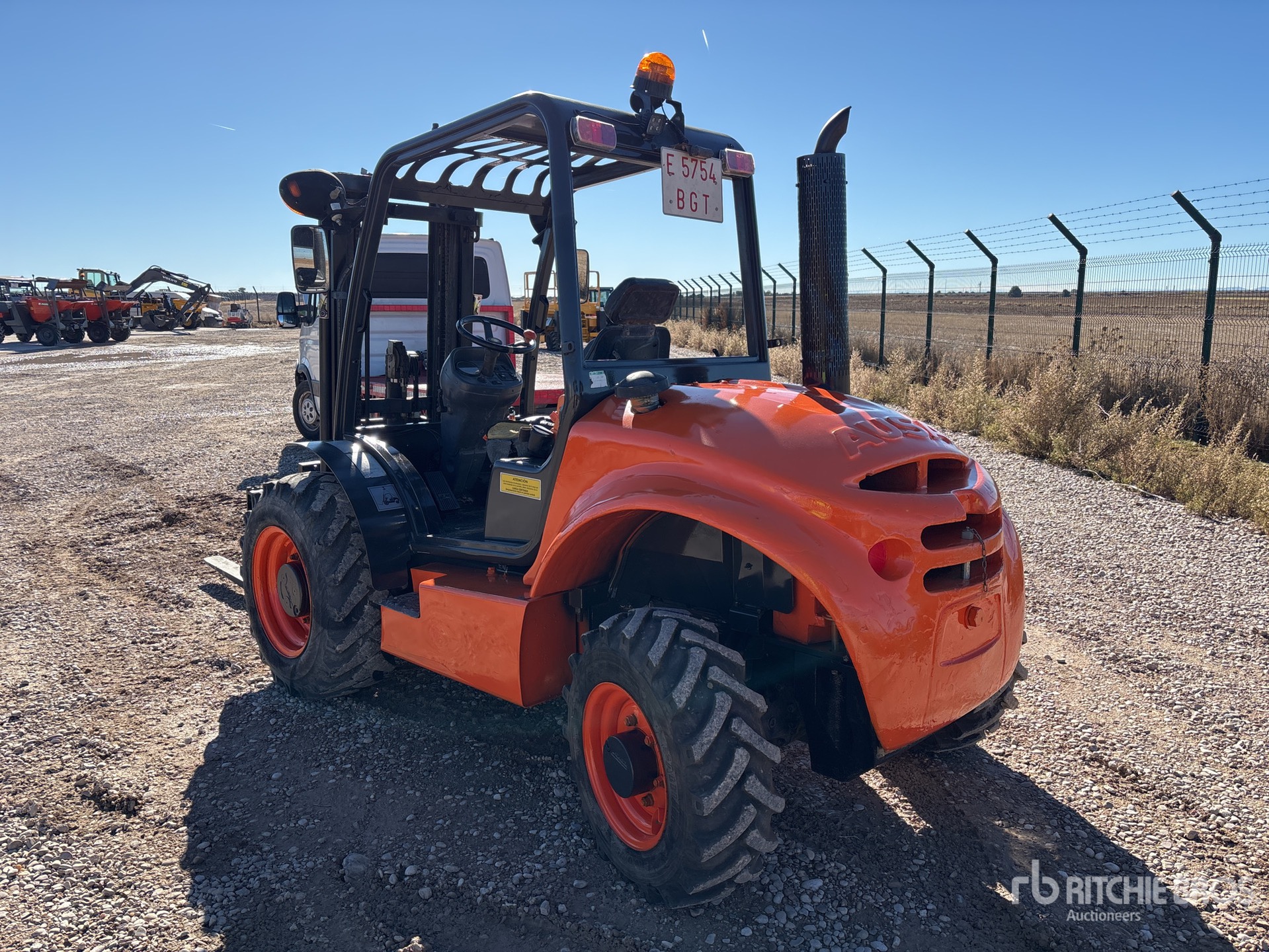 General Appearance with Picture, Right Front Corner