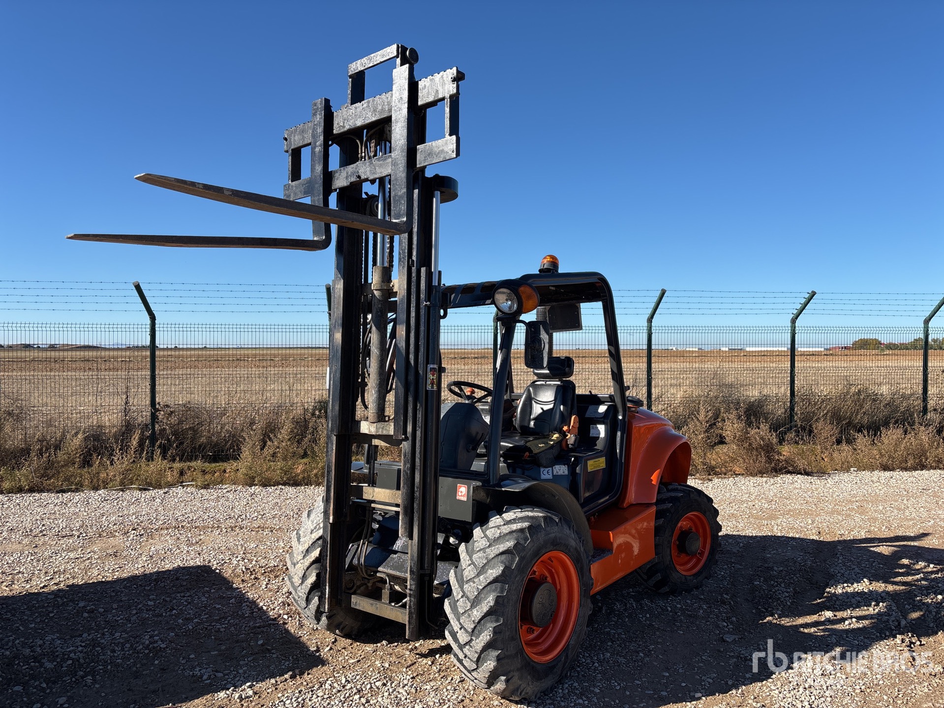 General Appearance with Featured Photo