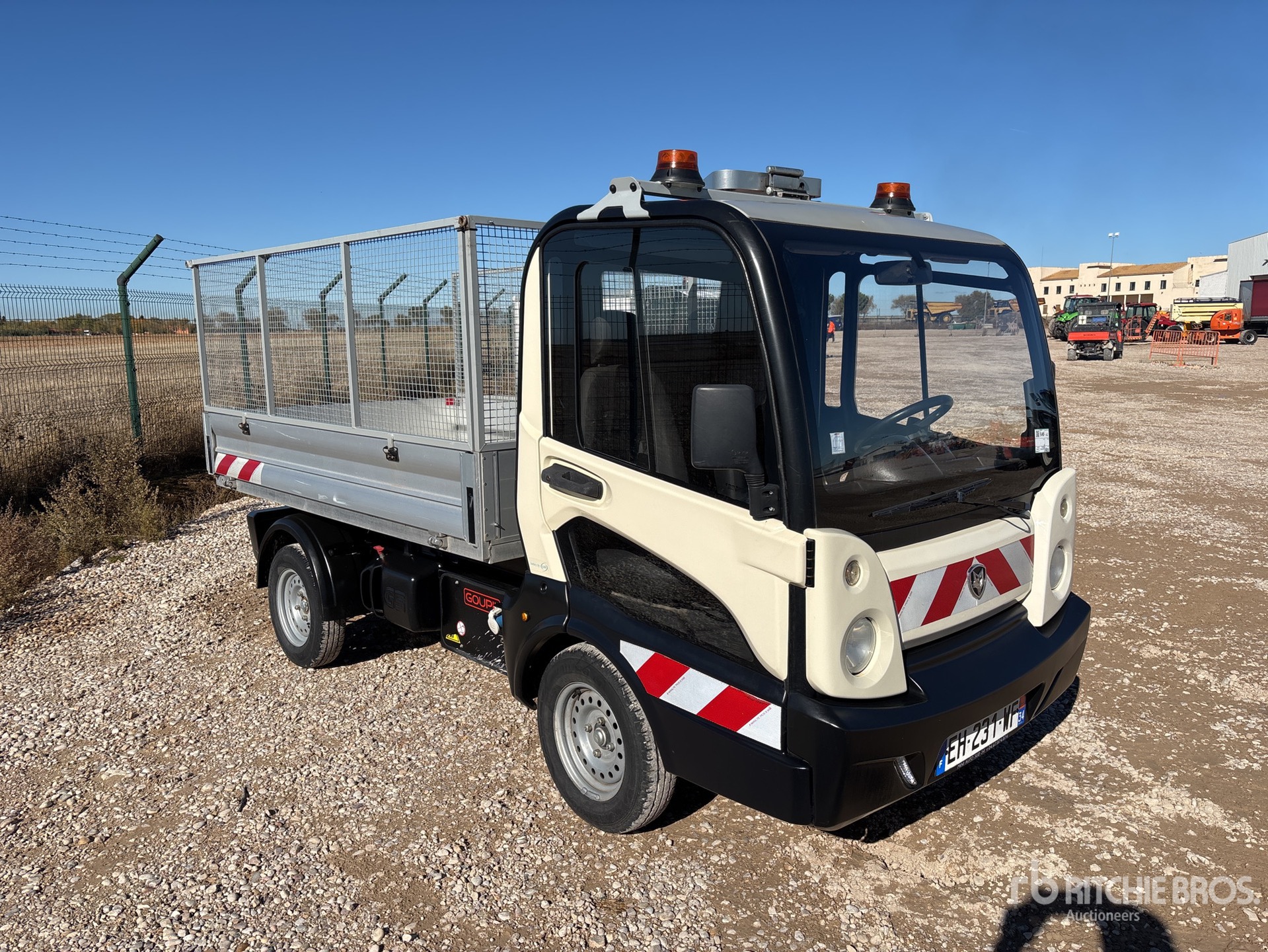 General Appearance with Zdjęcie, lewy dolny róg