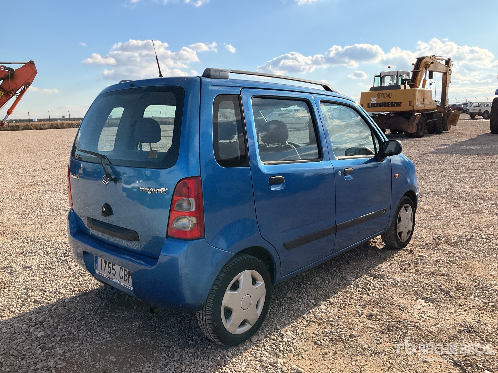 General Appearance with Picture, Right Rear Corner