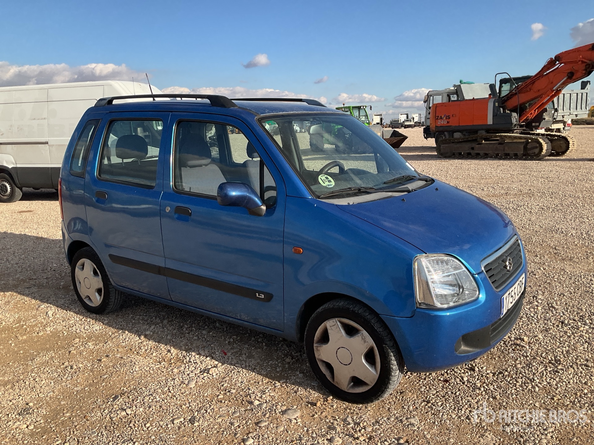 General Appearance with Picture, Right Front Corner