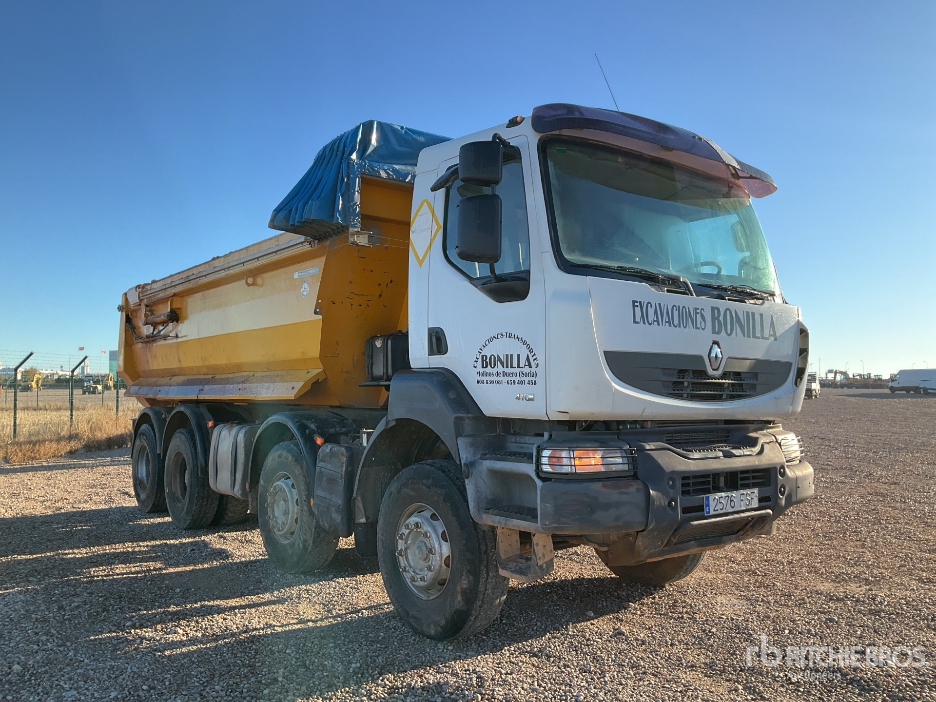 General Appearance with Picture, Right Front Corner